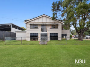  20 Downs Street, North Ipswich