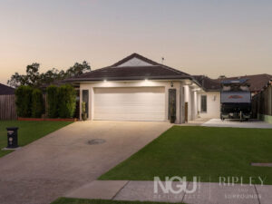  37 Honeywood Drive, Fernvale